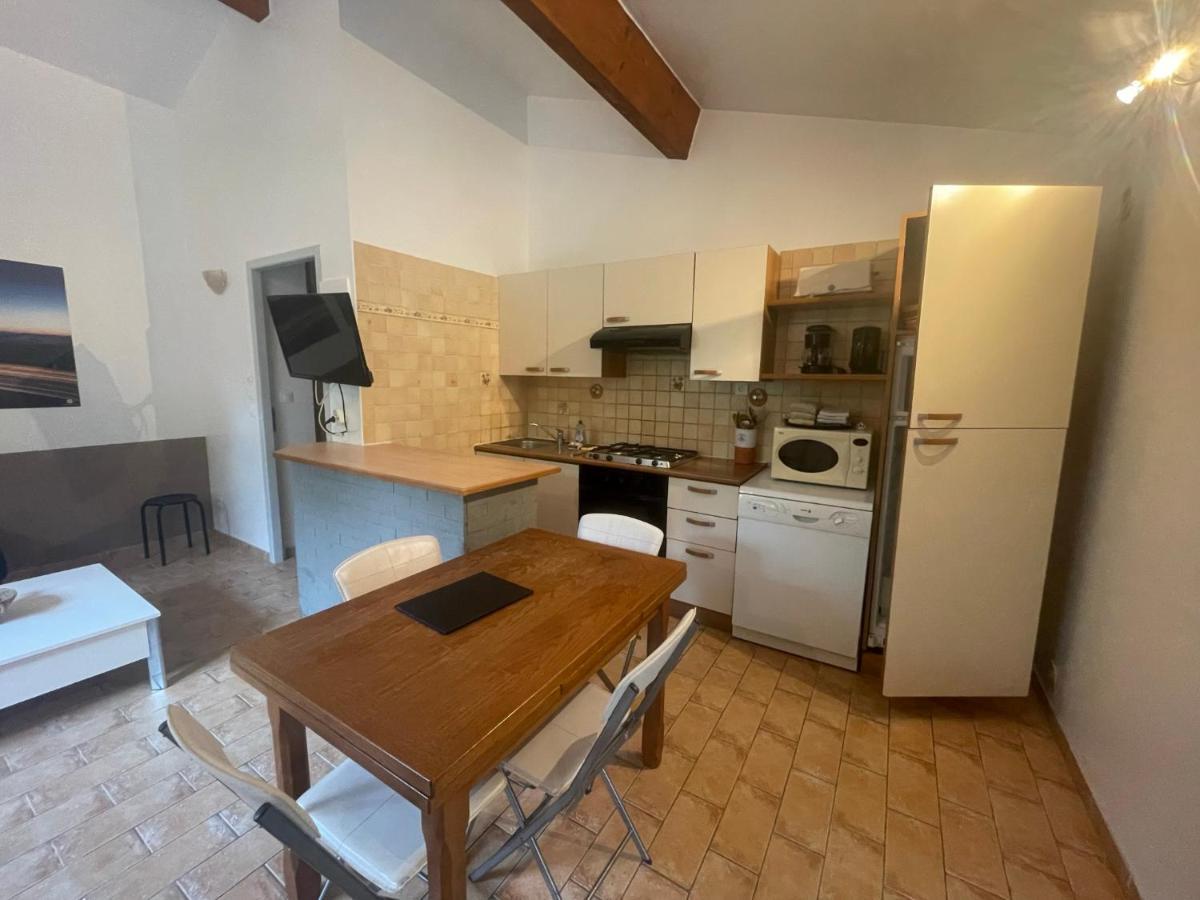 ז'ואיוז Village De Gites Mas De La Bastide מראה חיצוני תמונה