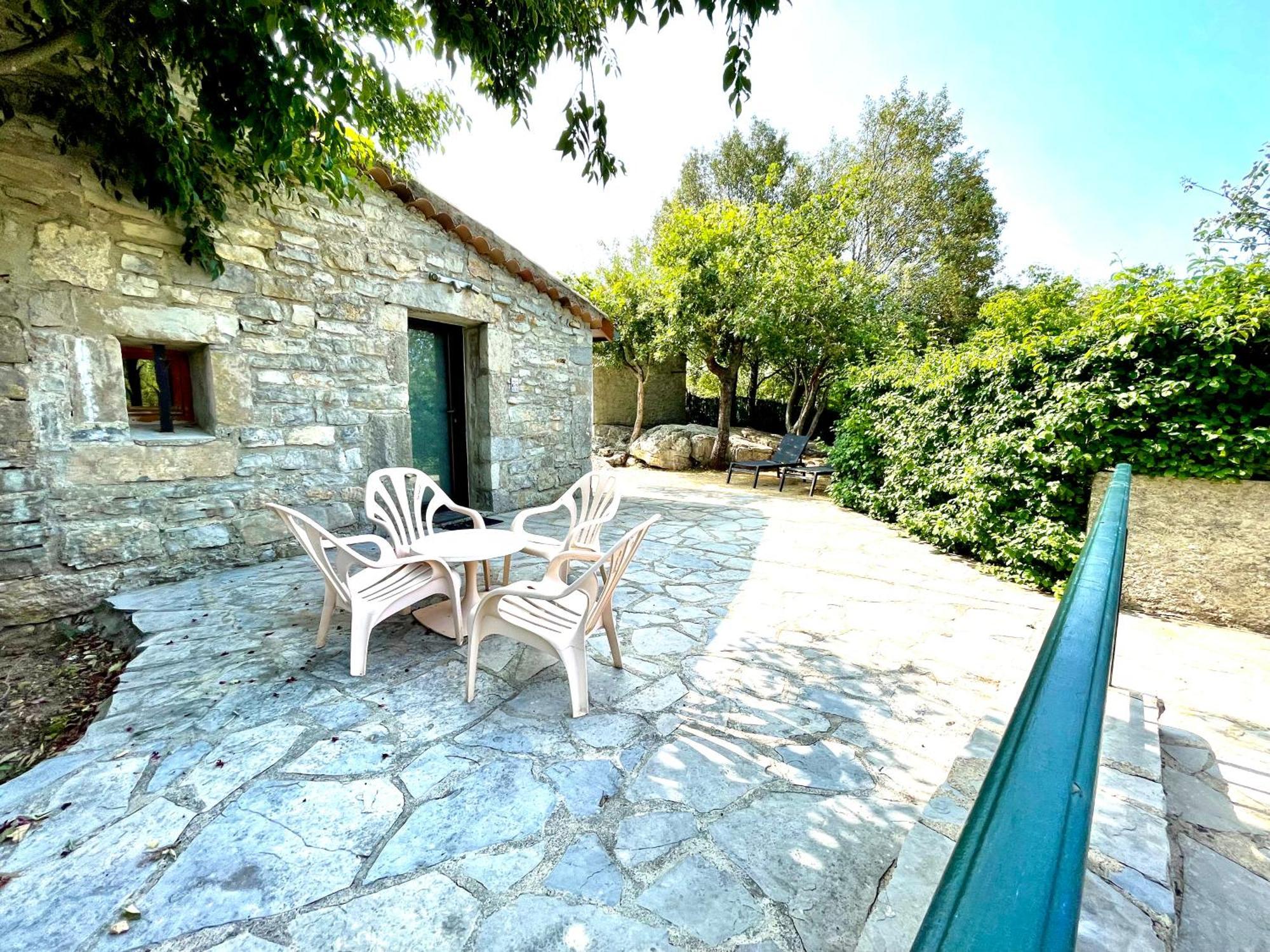 ז'ואיוז Village De Gites Mas De La Bastide מראה חיצוני תמונה